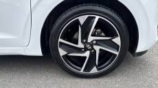 Hyundai i10 1.0 MPi Premium 5dr Petrol Hatchback